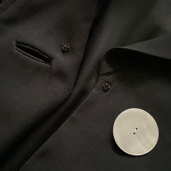 Etcetera Gorgeous Notched Collar Exaggerated Single Button Blazer - Picture 9 of 14